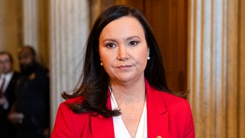 Senators unveil bill to combat financial aid fraud by 'ghost students'