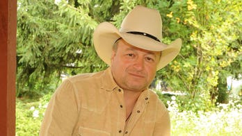 Country singer Mark Chesnutt says alcoholism 'almost killed' him, admits he drank a handle of vodka a day