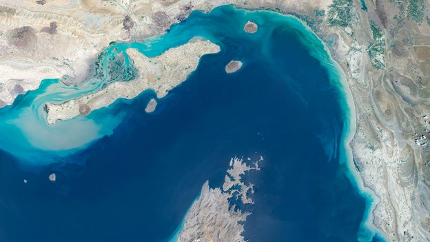 US and Britain to meet in London on coalition to protect Strait of Hormuz shipping
