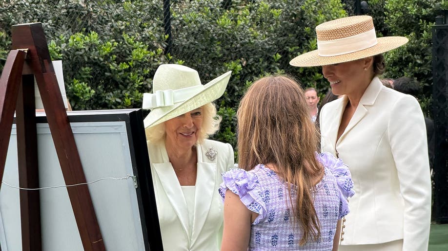 camilla-melania-child