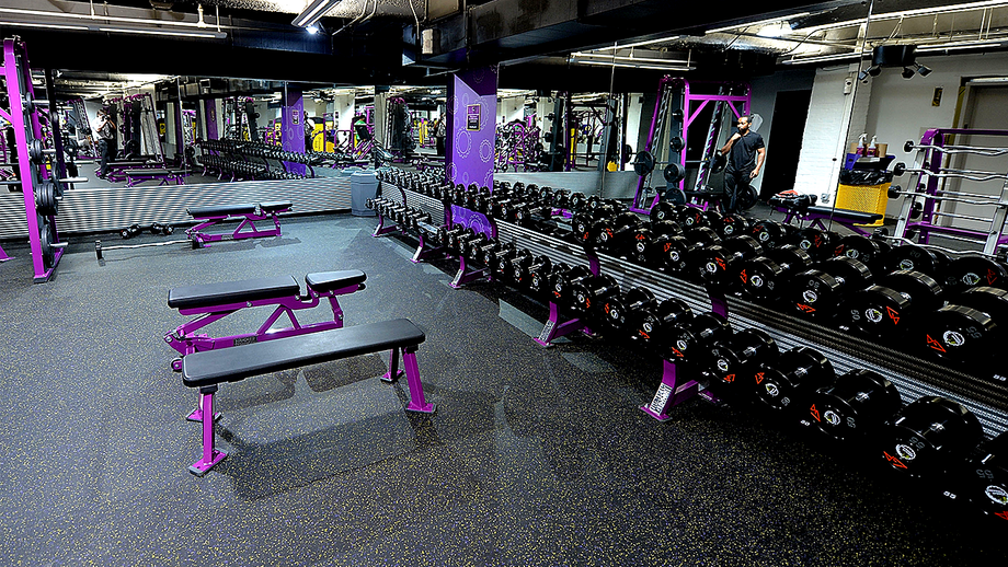 New England woman says gym banned her after reporting man in women's bathroom