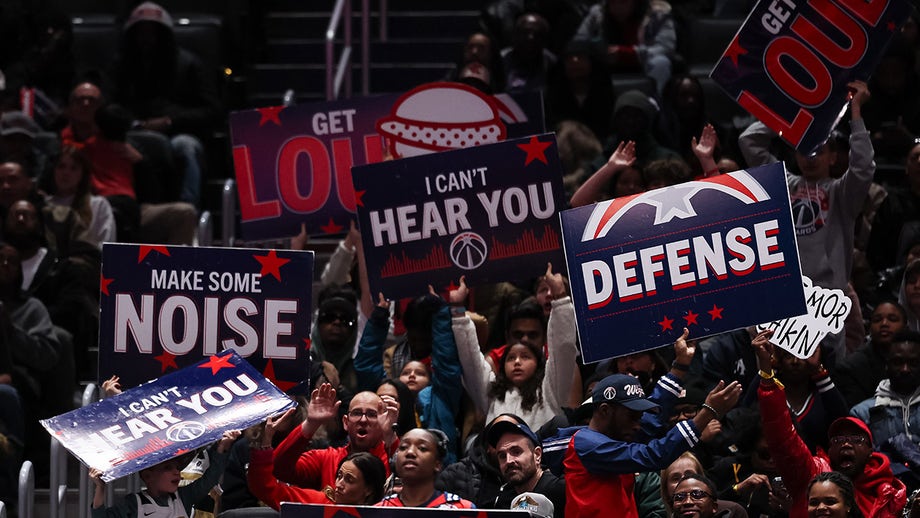 Wizards apologize after fan backlash over half-court prank, say skit 'intended to celebrate' April Fools' Day