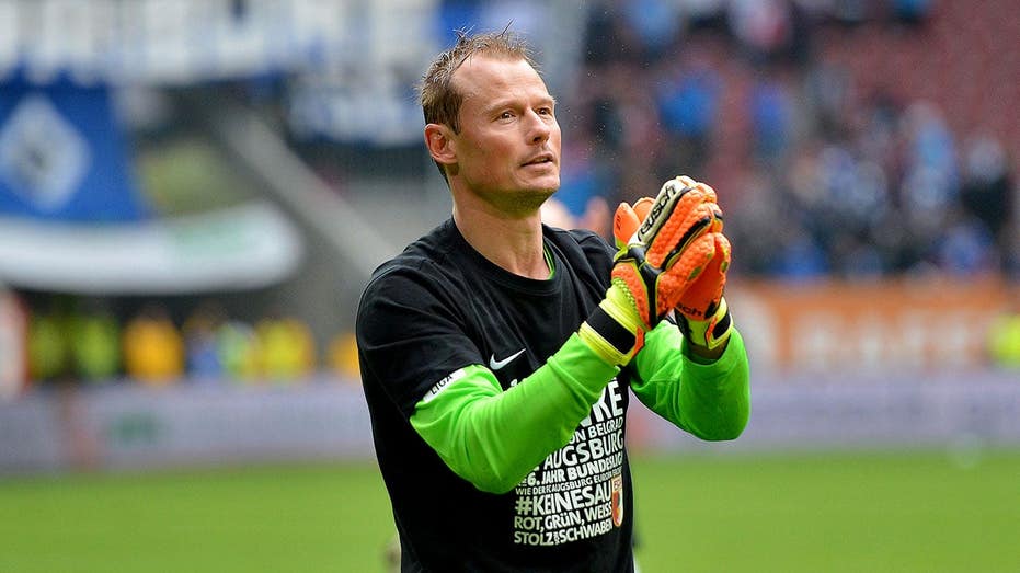 Former Arsenal goalkeeper Alex Manninger dead at 48 after car struck by train at railroad crossing