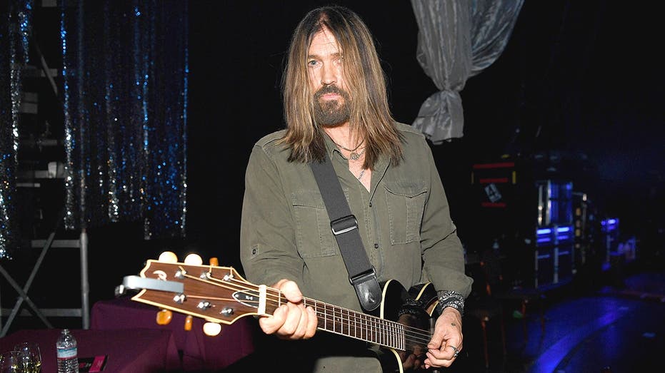 Billy Ray Cyrus defends Trump, says being commander in chief is a 'tough job'