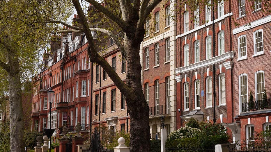 Landlords allegedly posting 'Muslim-only' apartment ads in violation of country's equality act: report