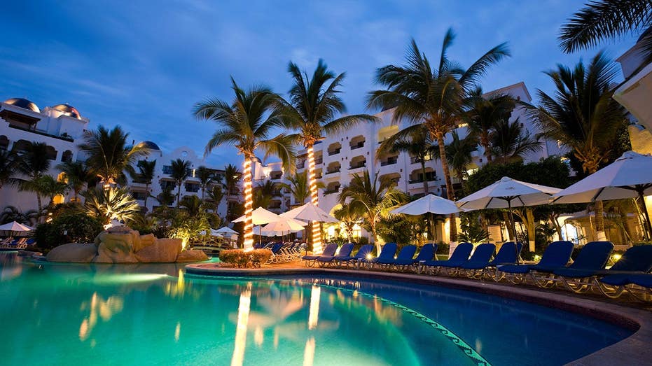 Cruise director warns overnight hotel stays could leave passengers stranded abroad
