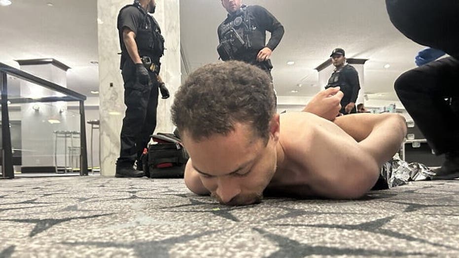 Dem and GOP lawmakers trade blame over rhetoric after WHCD shooting: 'It is disgusting'