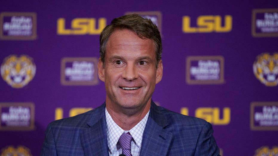 Lane Kiffin fails miserably while trying to troll two former teams he walked out on