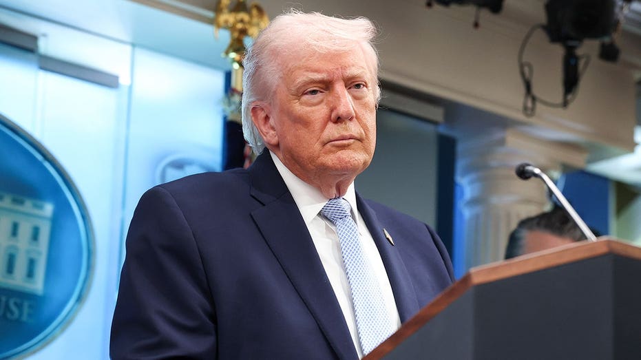 Trump calls '60 Minutes' host 'disgraceful' for reading WHCD suspect's alleged manifesto on air