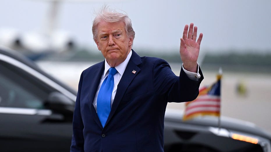 Democrats fail to shatter Republicans' resolve on eve of crucial Iran deadline