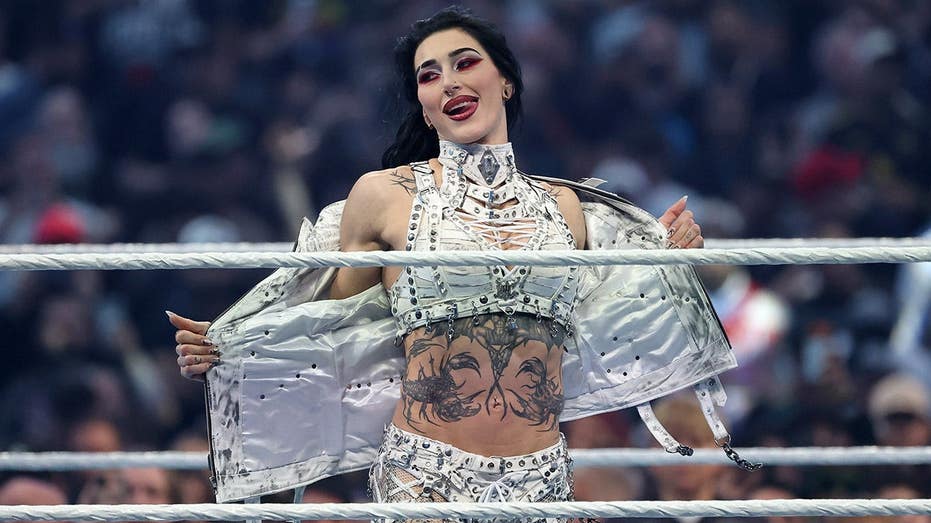 Rhea Ripley captures WWE Women's Championship at WrestleMania 42