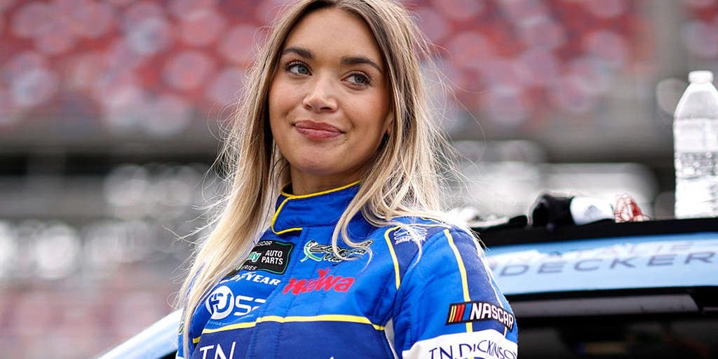 NASCAR mom Natalie Decker returns to racing after wild radio meltdown, Trump's insane pizza move & FIFA women!