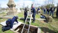 Missing man&rsquo;s body found in abandoned cemetery crypt in case tied to biker gang - Fox News