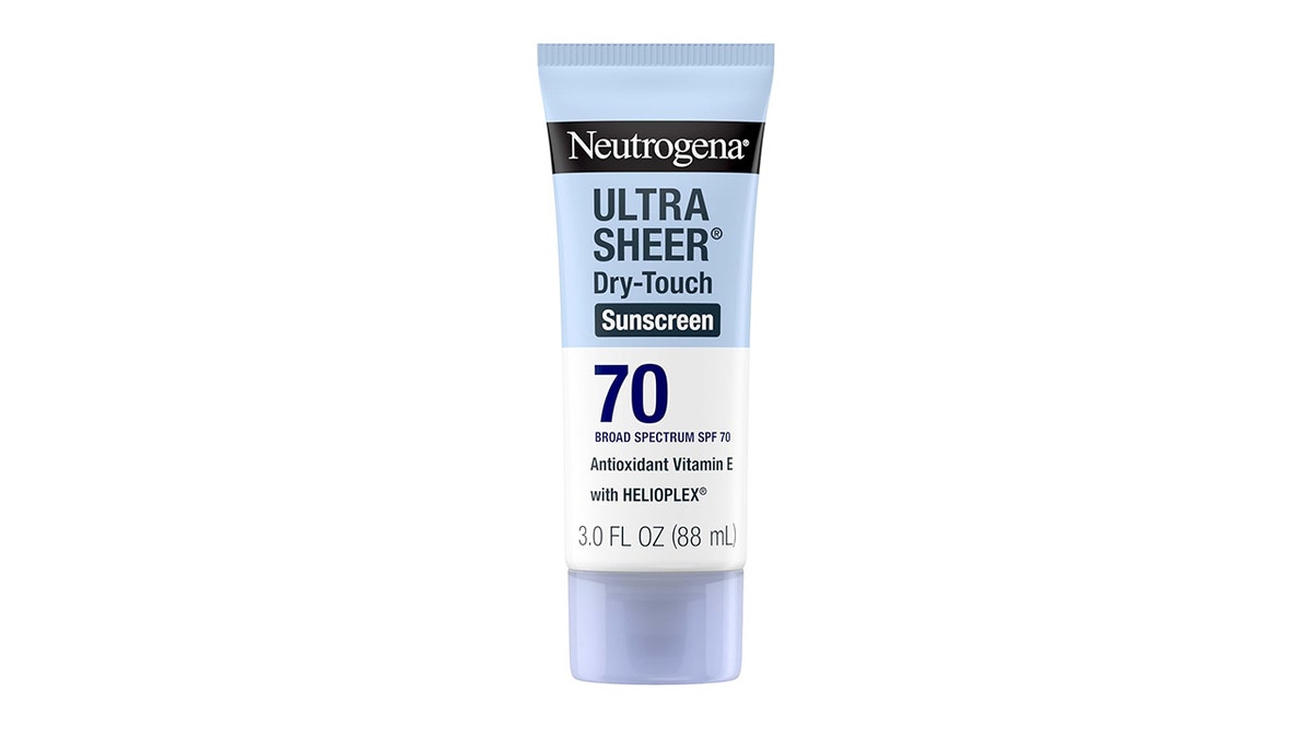 Protect your skin with a dual sunscreen and lotion.