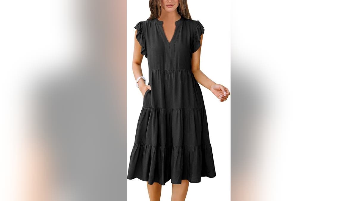 Wear this boho beach to the beach, barbecues or to the office.