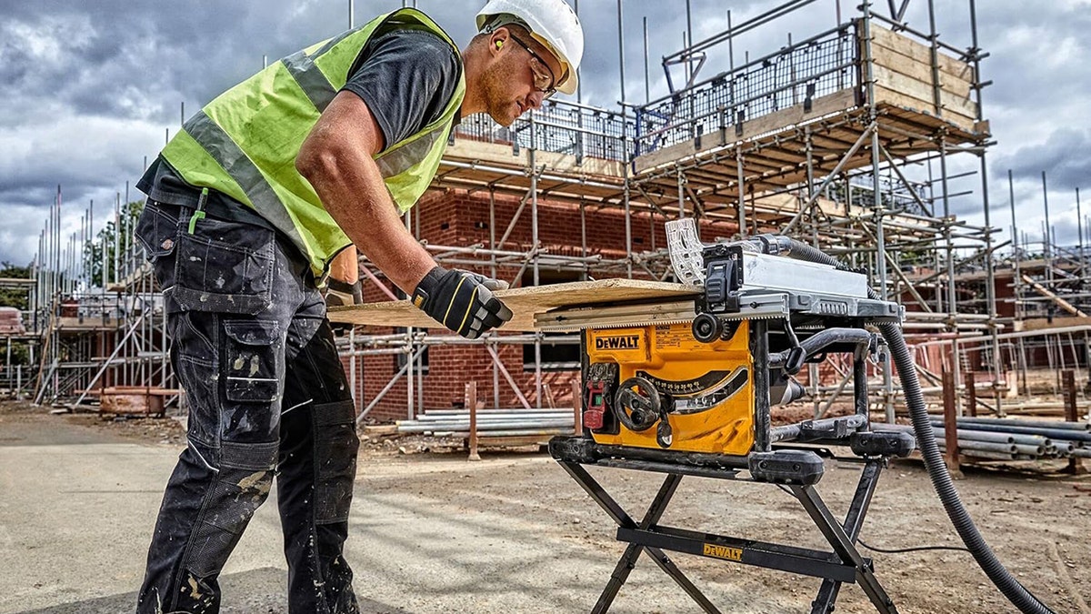 Get $120 off DeWalt's popular table saw.
