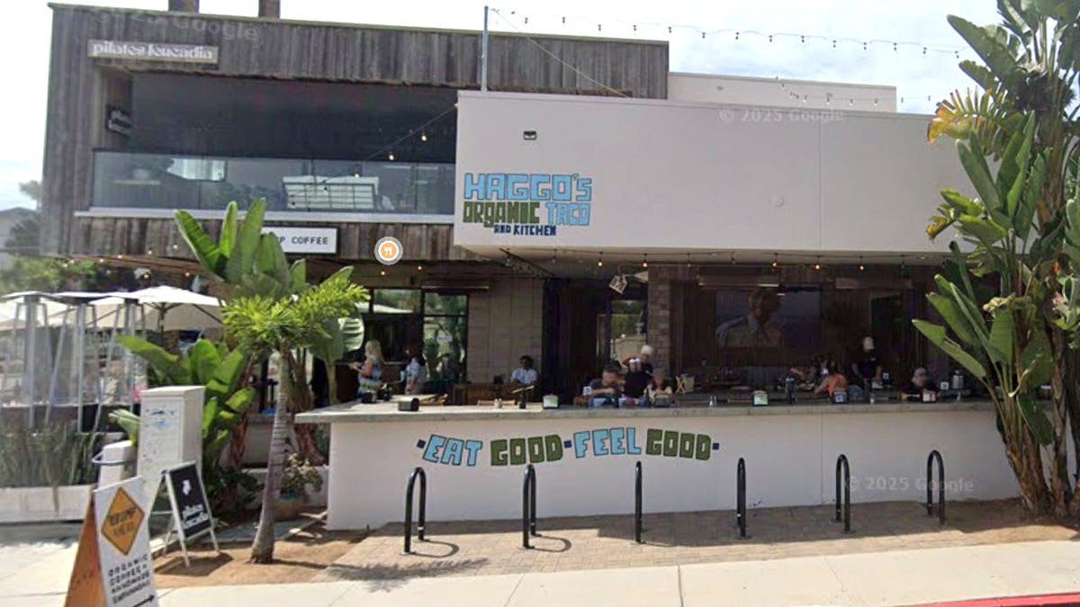 Haggo's Organic Taco sign and restaurant