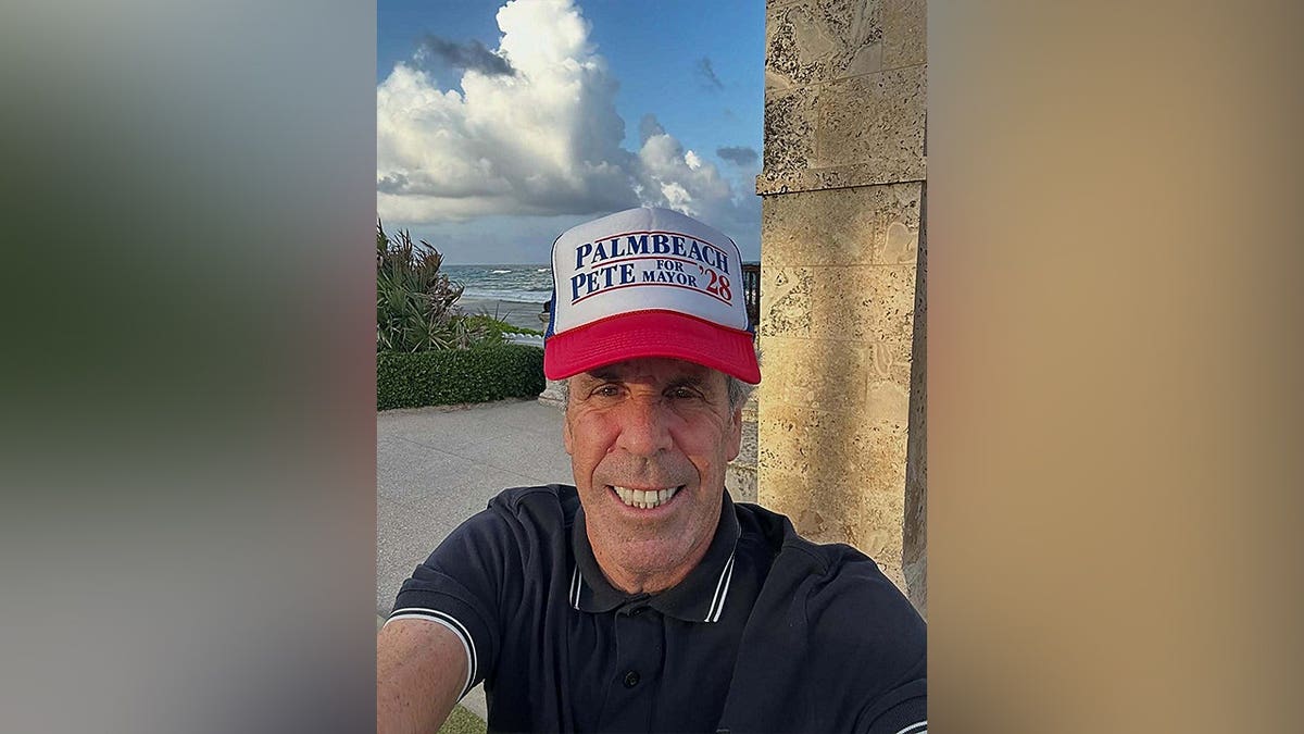 Palm Beach Pete wears a