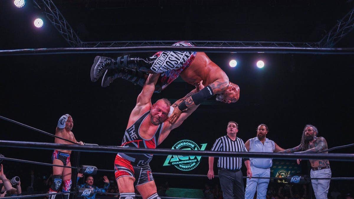 Vik Dalishus slapped his opponent