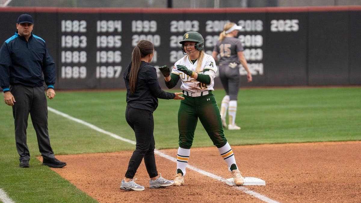UAB investigating softball coach Taylor Smartt