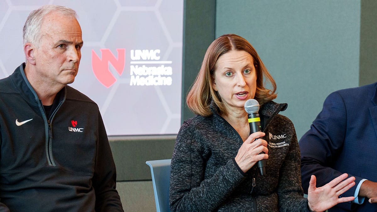 Angela Hewlett and Michael Wadman