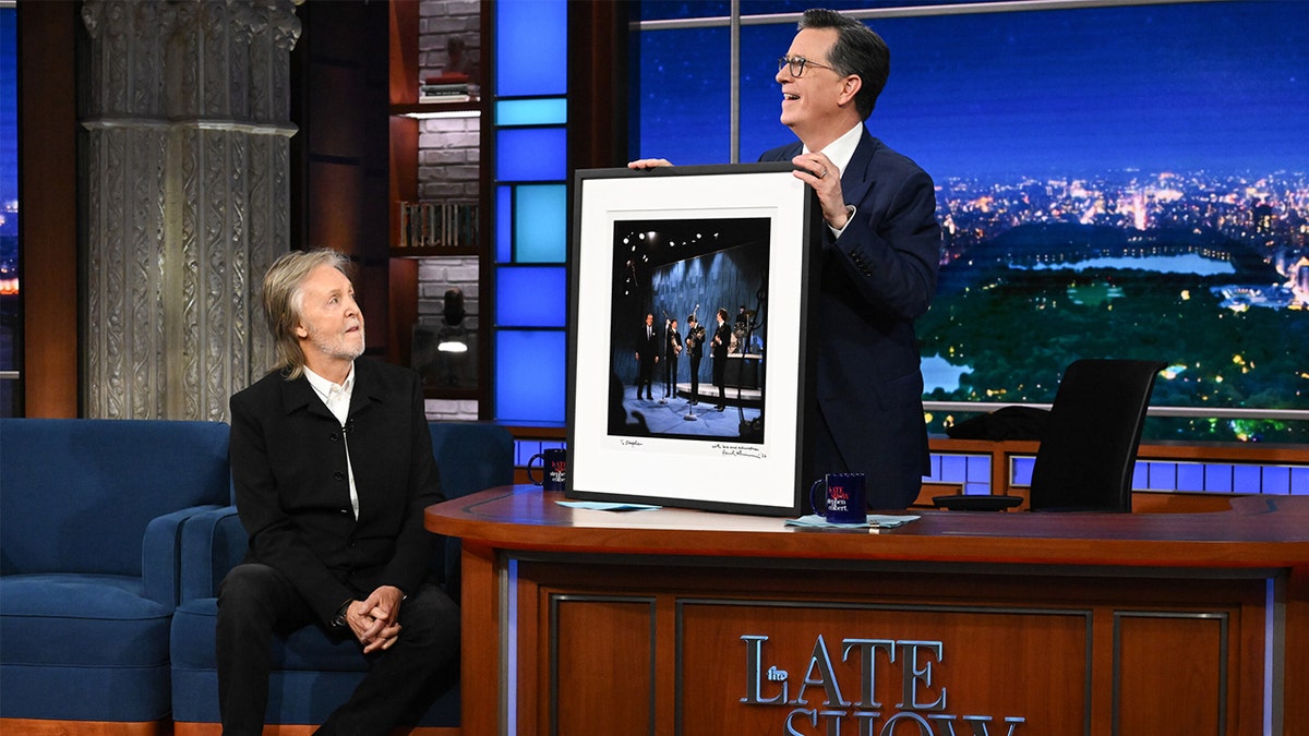 Paul McCartney joins Stephen Colbert in "The Late Show" finale 