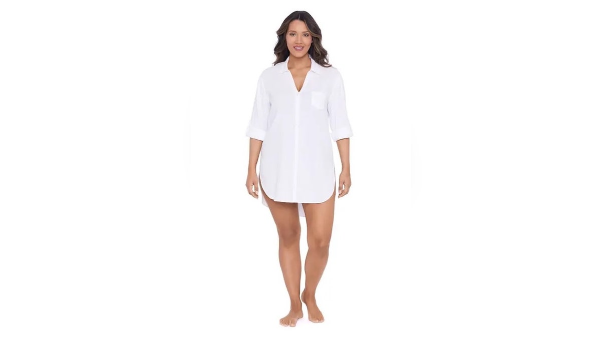 A light layer for beach days.