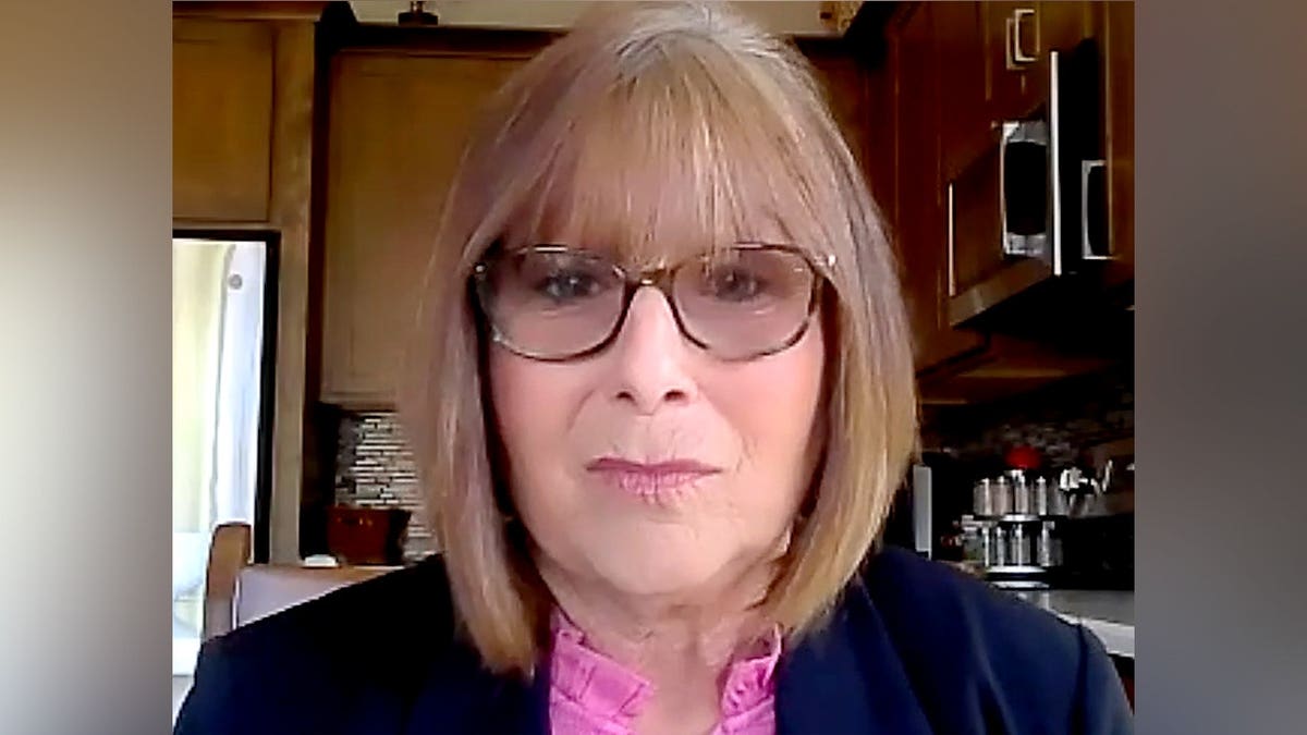 Gail Barr tells Kurt "Cyberguy" Knutsson about a jury duty scam she fell for.