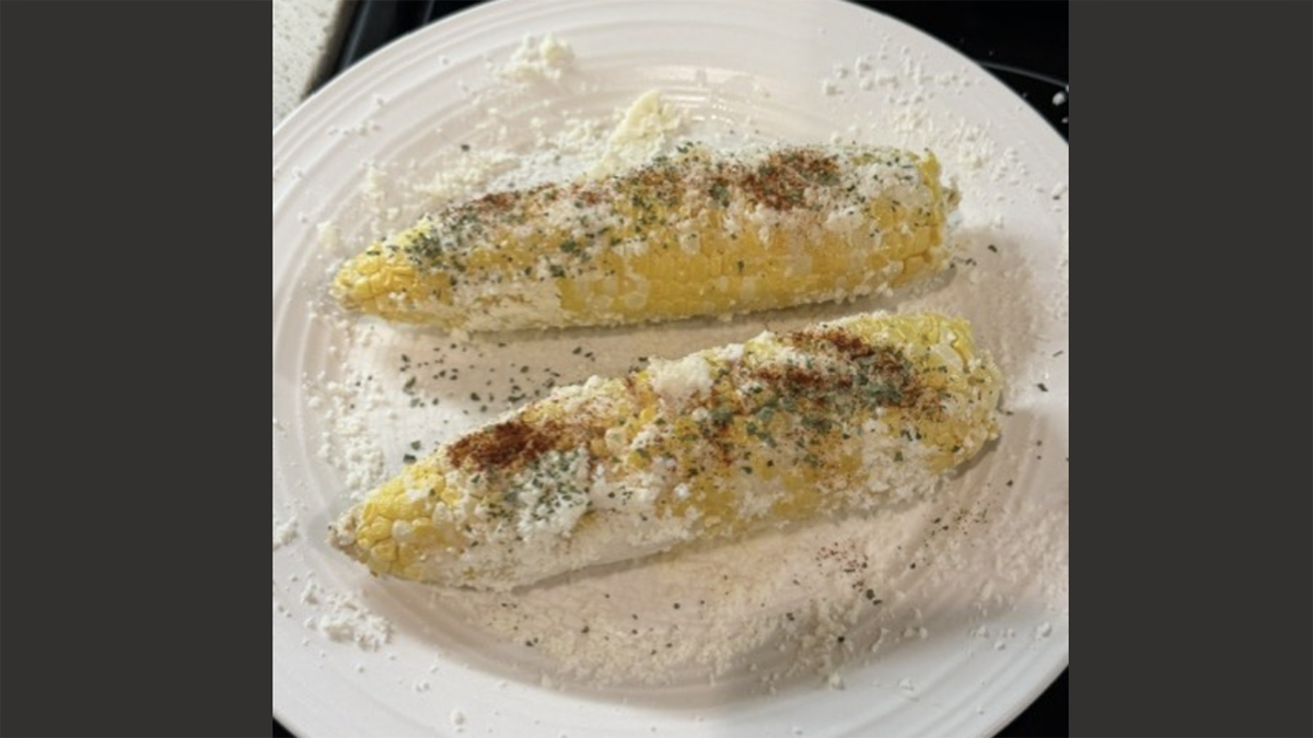 Gen X screenshot reader Warren M sends Mexican street corn and grilled cheeseburgers for your