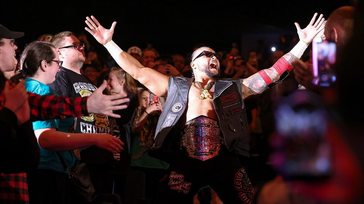 Mike Santana entering the wrestling ring at Madison Square Garden in New York