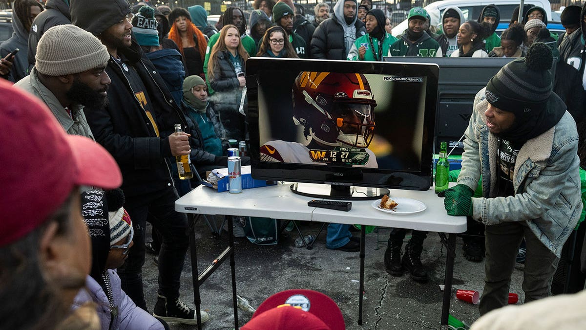 NFL fans