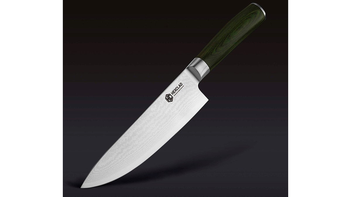 Slice with the same knife Gordon Ramsay uses.