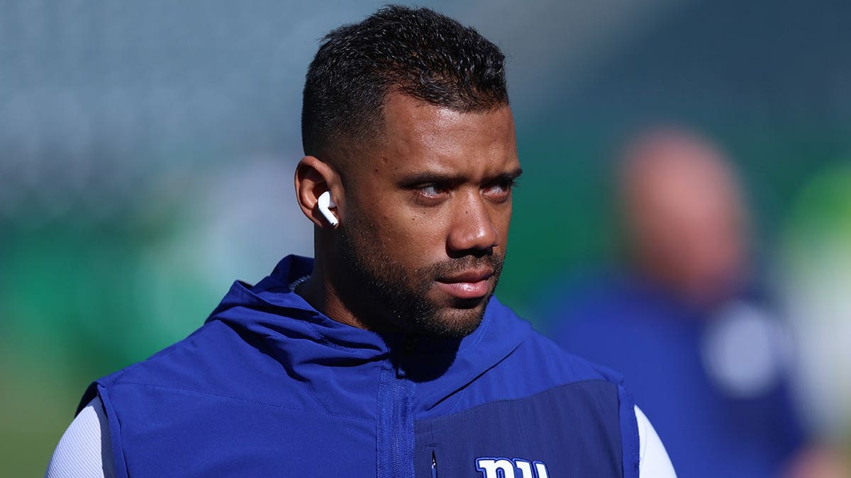 New York Giants backmost   Russell Wilson lasting  connected  the tract  astatine  Lincoln Financial Field