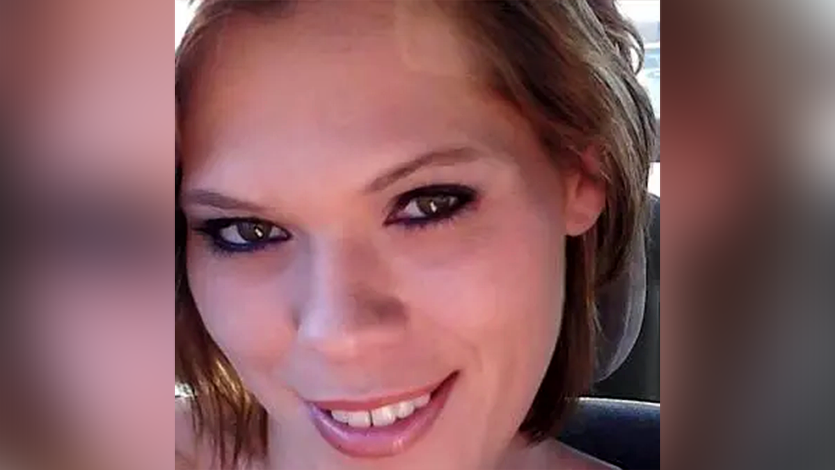 April Arnett