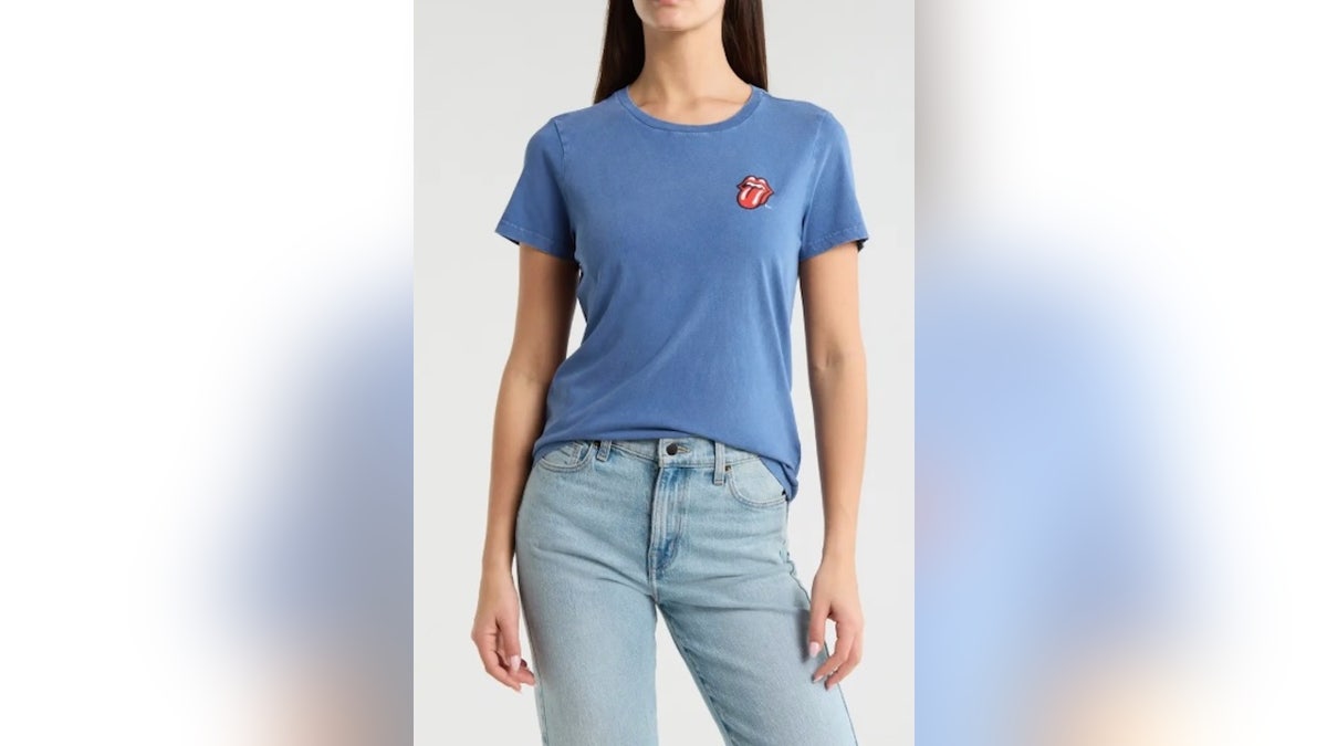 This Lucky Brand tee is made of cotton.