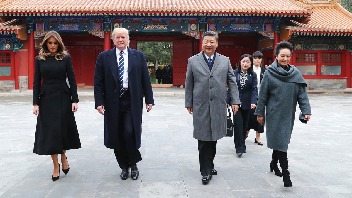 trunfos e primeira família chinesa na cidade proibida