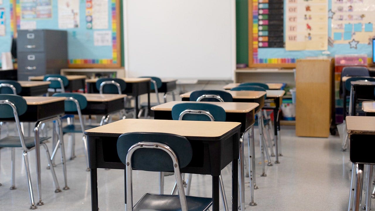 foxnews.com - Jesse Watson - New York school pauses humanoid classroom robot pilot