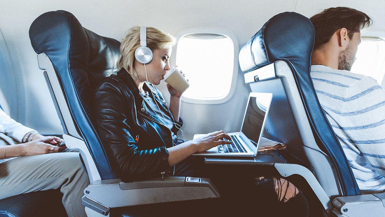 foxnews.com - Jessica Mekles - Major airline ditches snacks during short flights as 'zero service' sparks debate