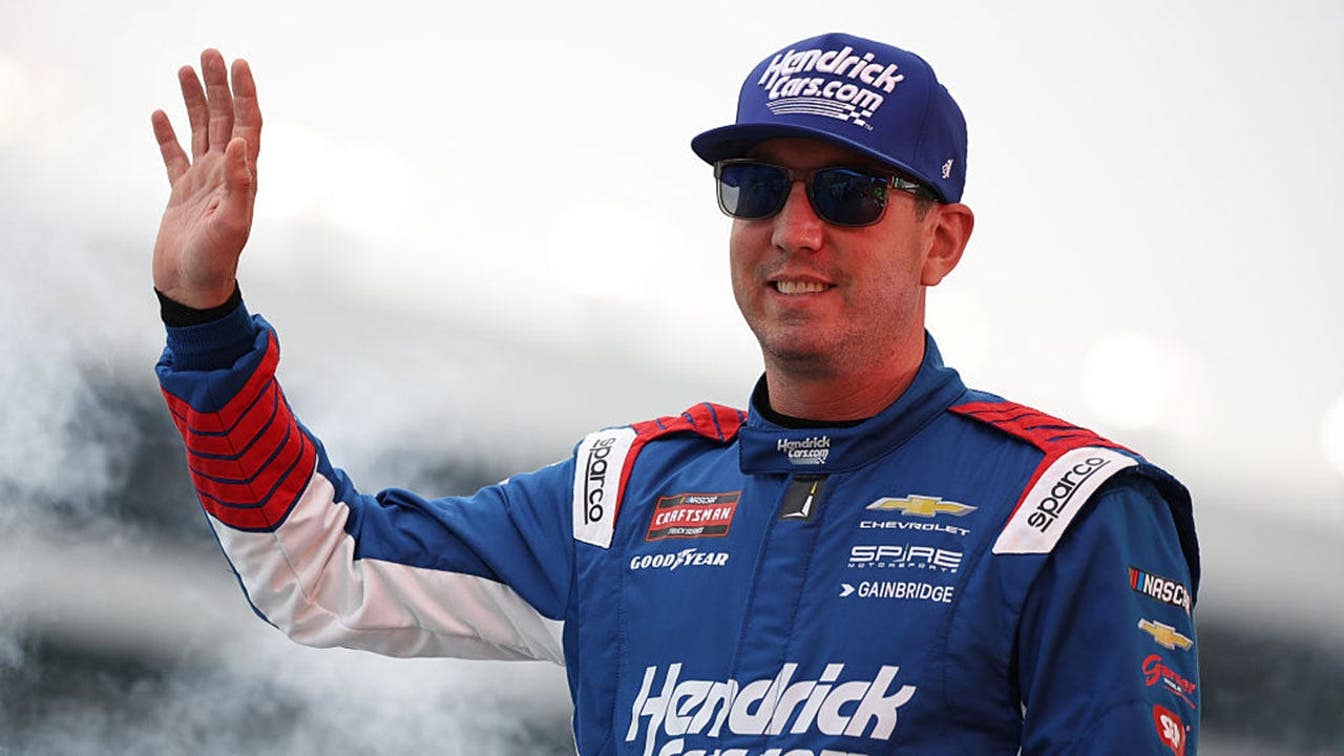 A Truck Series da NASCAR e a O’Reilly Autoparts Series homenageiam Kyle Busch com momentos de silêncio em Charlotte