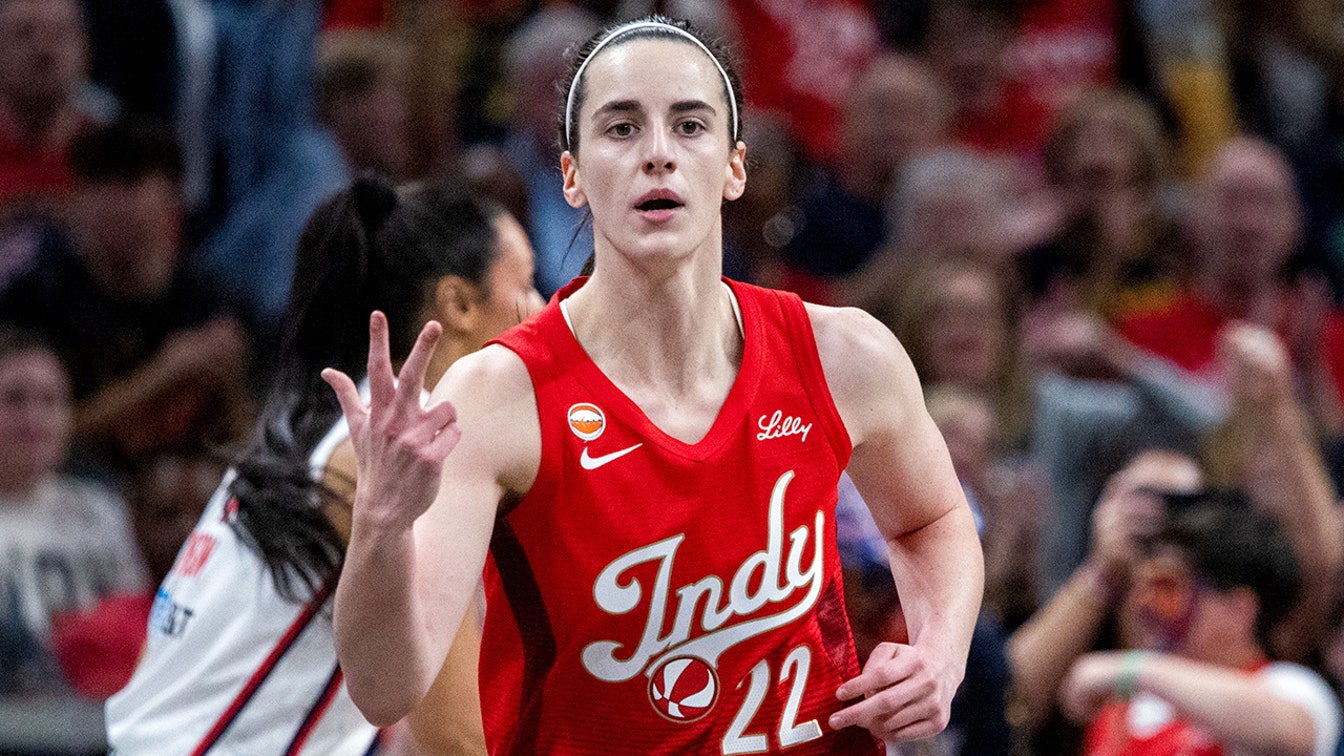 O agosto recorde de Caitlin Clark prepara o terreno para sua estreia na Copa do Mundo Feminina da Fiba O agosto recorde de Caitlin Clark prepara o terreno para sua estreia na Copa do Mundo Feminina da Fiba