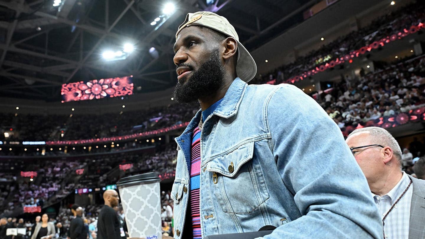 LeBron James fuels Cleveland Cavaliers reunion speculation after appearing to like Instagram post about return