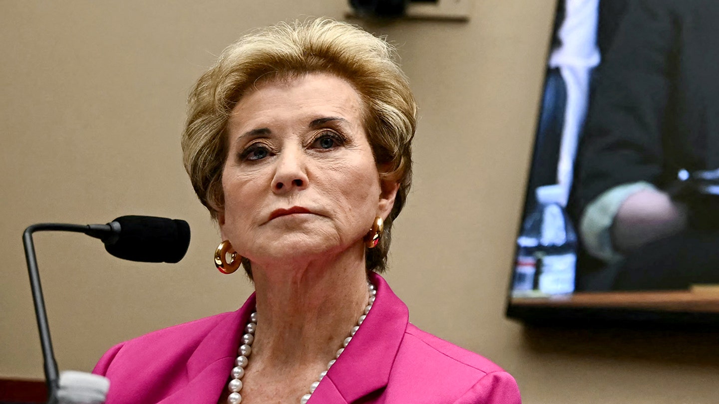 McMahon le dice al panel de la Cámara que la administración de Trump está moviéndose para desmantelar la fracasada burocracia educativa de $ 3T.
