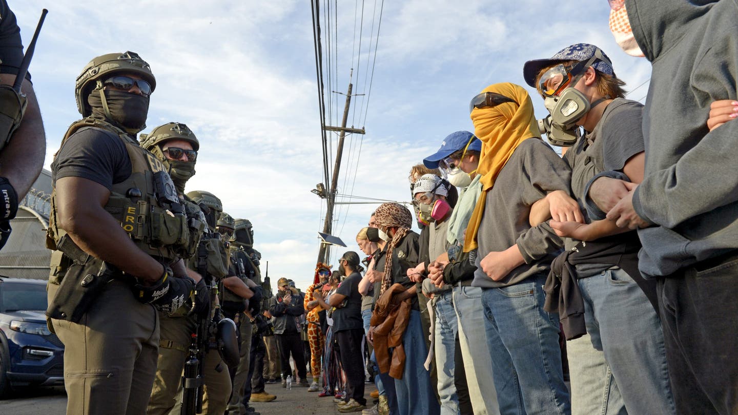 New Jersey agitators bite, kick and punch ICE agents as Delaney Hall clashes continue; 9 more arrested: DHS