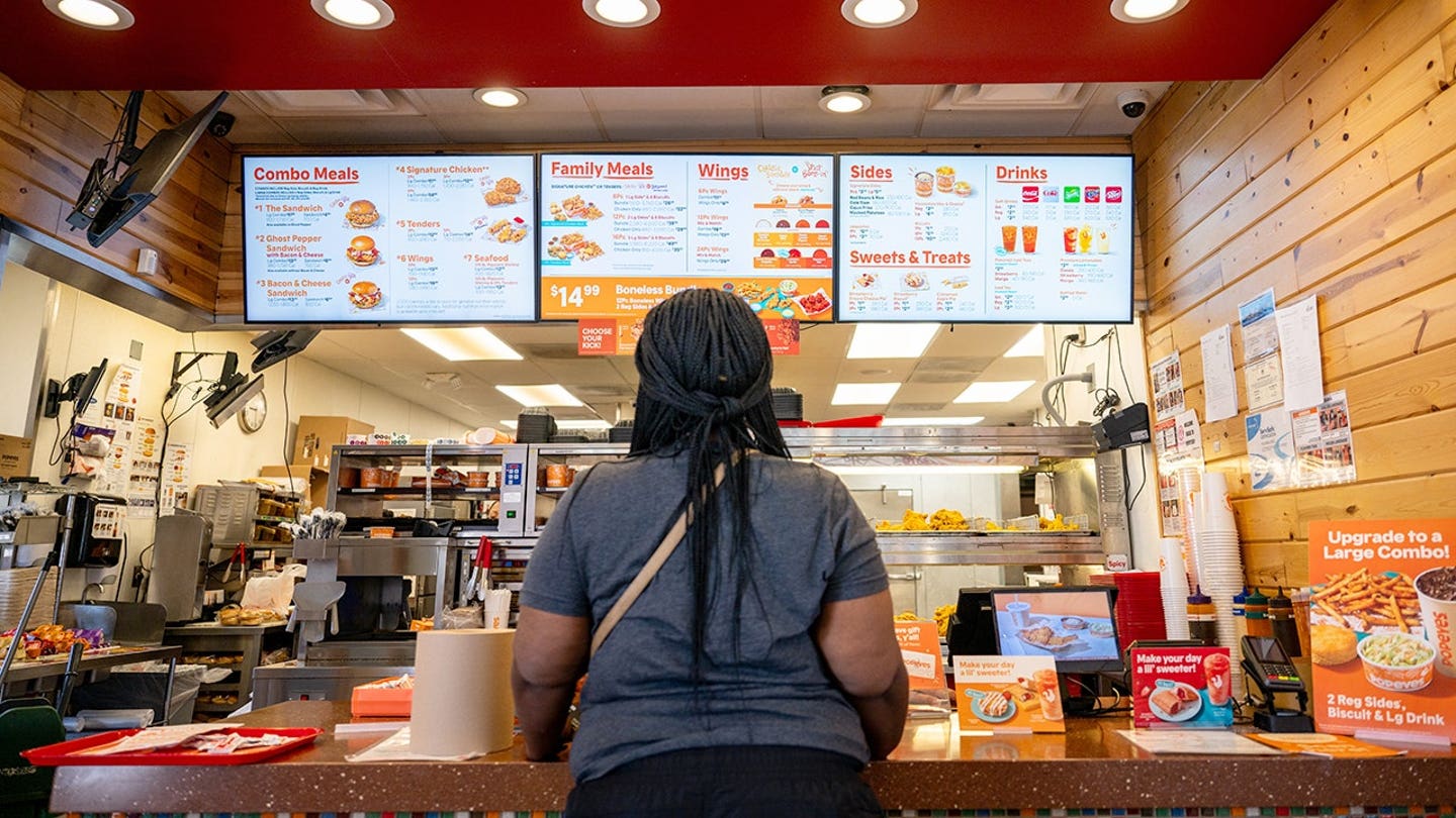 Popeyes trae de vuelta un popular artículo de menú para siempre, y no todos están contentos