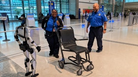 Robot holds up Southwest flight for others for one surprising reason - Fox Business News