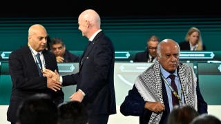 Palestinian soccer boss refuses to shake hands with Israeli counterpart at FIFA Congress