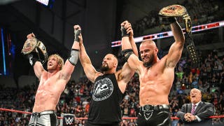 WWE Logan Paul se rompe el tríceps durante el Saturday Night's Main Event y estará de baja «varios meses»
