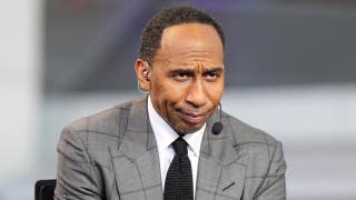 Stephen A. Smith deja al descubierto su privilegio al burlarse de la plantilla de los Lakers por tener demasiados «tíos blancos»