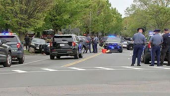 Armed civilian, state trooper team up to stop suspected gunman who fired on traffic - Fox News