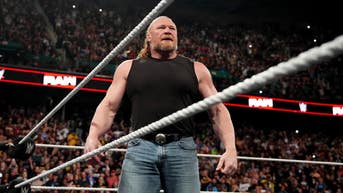 Brock Lesnar blindsides Oba Femi with four F-5s a month after apparent retirement - Fox News